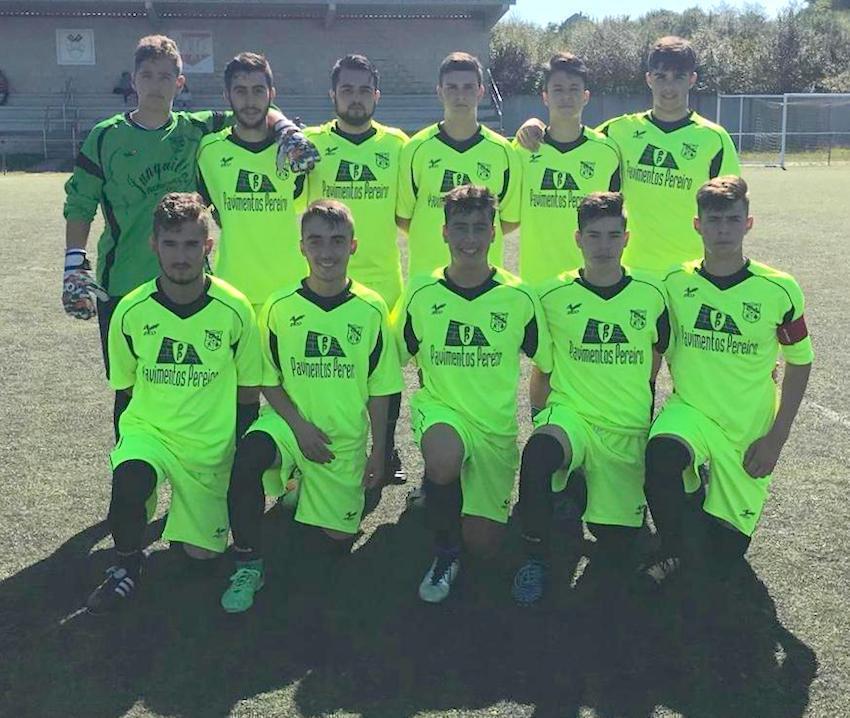 Zas xuvenil celebrando o seu primeiro triunfo