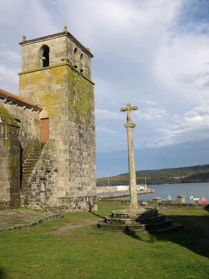 A Igrexa de Santa Maria da Atalaia de Laxe camiño de ser Ben de Interese Cultural-Foto-Laxe.net