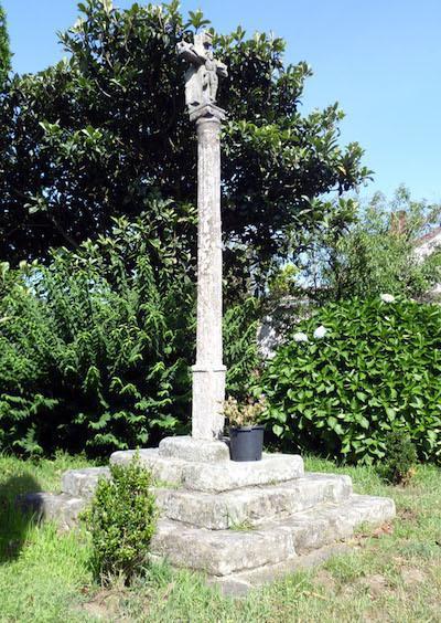 Cruceiro de A Lagarteira