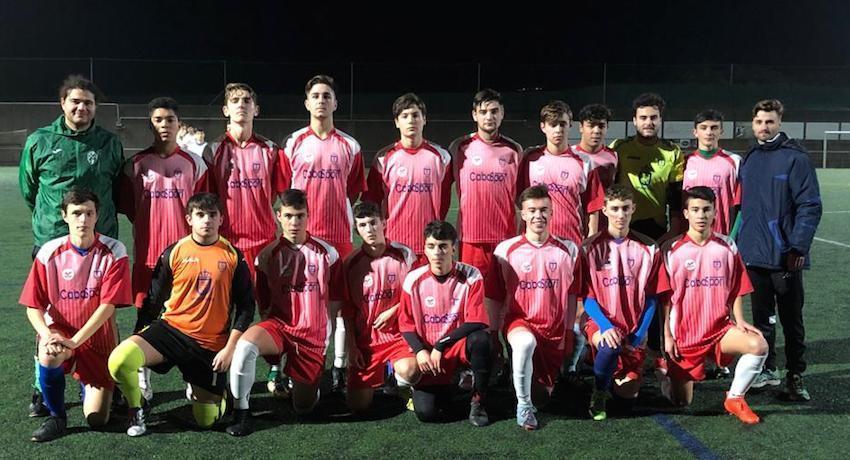 Adestramento da Seleccion da Costa Xuvenil no Conco