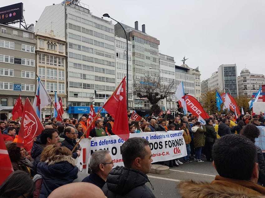 Manifestacion en Coruna pola industria electrointensiva