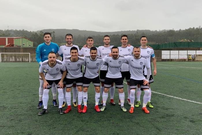 11 inicial do Dumbría no derbi costeira ante a Esteirana