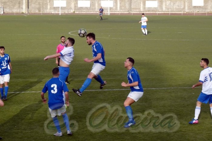 SCD Malpica - UD Monte Louro. Foto Edu Olveira