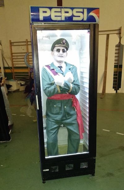 Kuka Sar foi de Franco conxelado