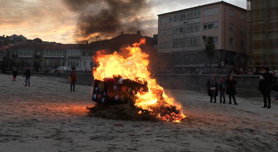 Enterro do Caietano de Laxe-Foto-Vitor de Mira 5