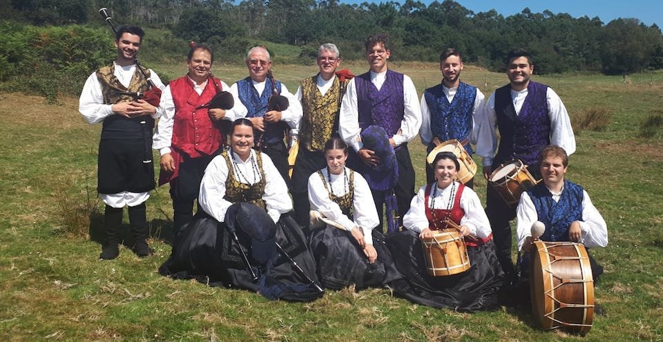 Os Gaiteiros de Buxantes en As Neves Os Gaiteiros de Buxantes en As Neves