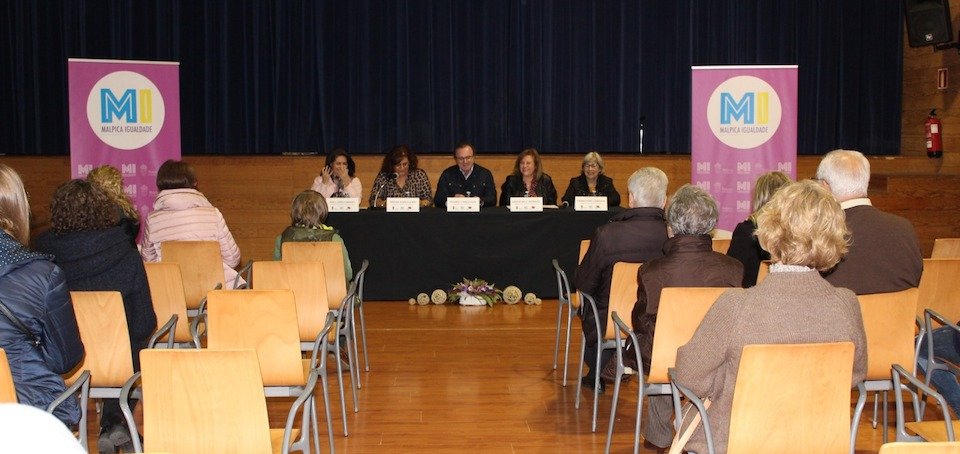 Celebracion do 8 de marzo en Malpica 2