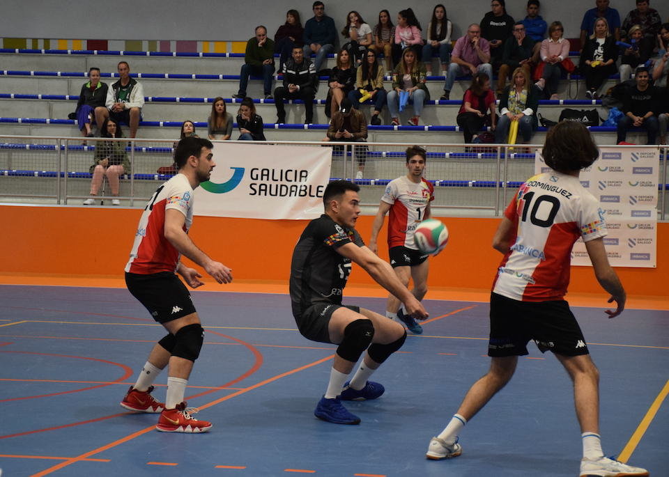 Volei Dumbria pechou a temporada regular no Conco