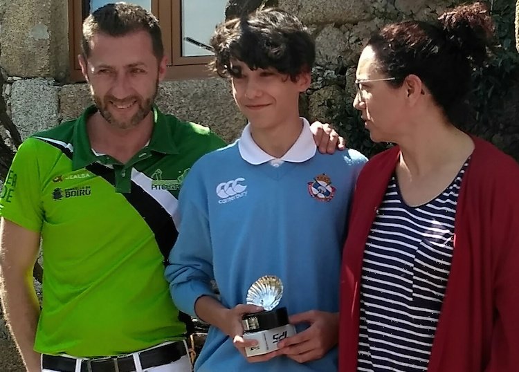 Mario Díaz López subcampion galego xuvenil de golf 2 copia