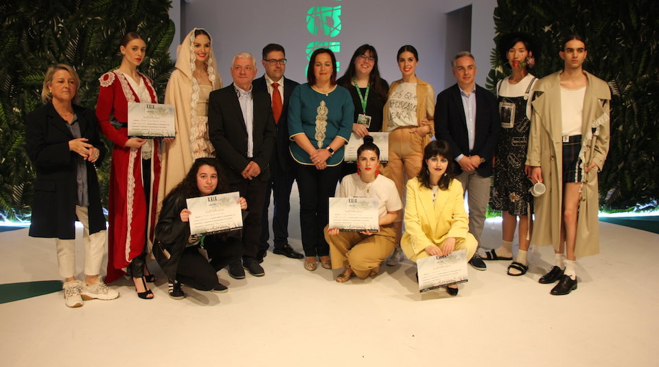 Foto grupo dos Desenadores Noveis da Mostra do Encaixe de Camarinas 2019