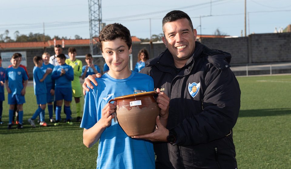 Borja Torrado (Corme CF) Mellor xogador Infantil
