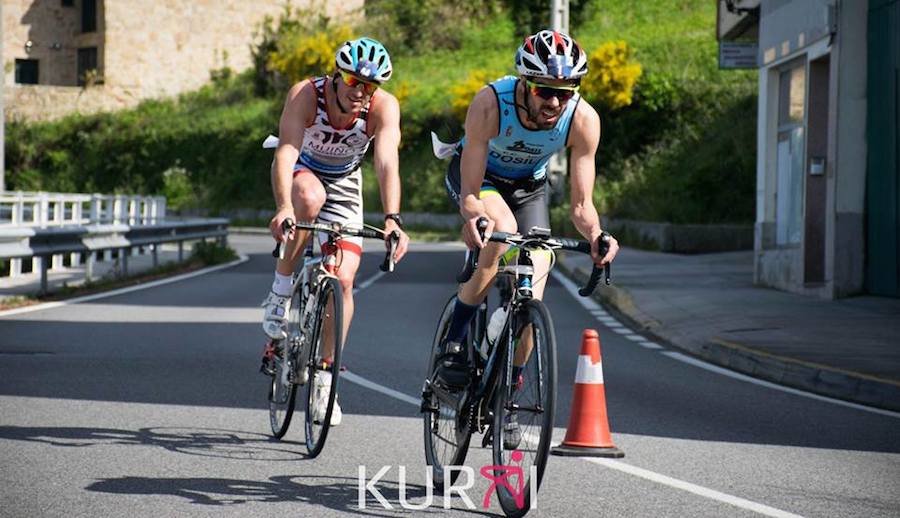 Manu Dosil e Cristian Muino protagonizaron un fermoso Duatlon en Muros-Foto-Kurki