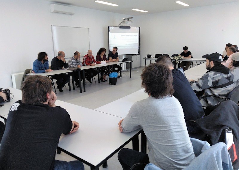 Reunion do grupo de traballo da candidatura Costa da Morte Reserva Mundial de Surf