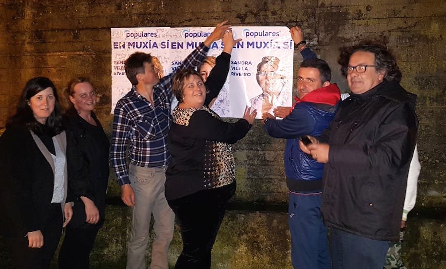 Pegada de Carteis electoral do PP de Muxia