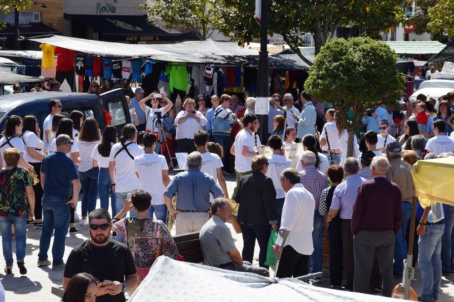 A Escola de Musica de Cee gravando un flashmob-Foto-Rafa QUintans