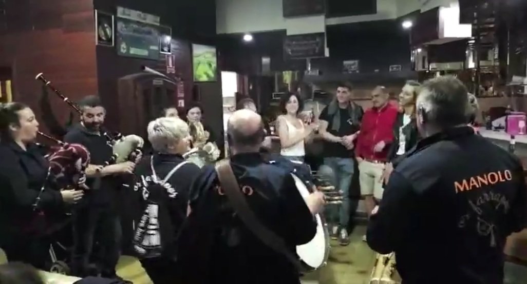 Os Farrapos por Baio ten a pelota