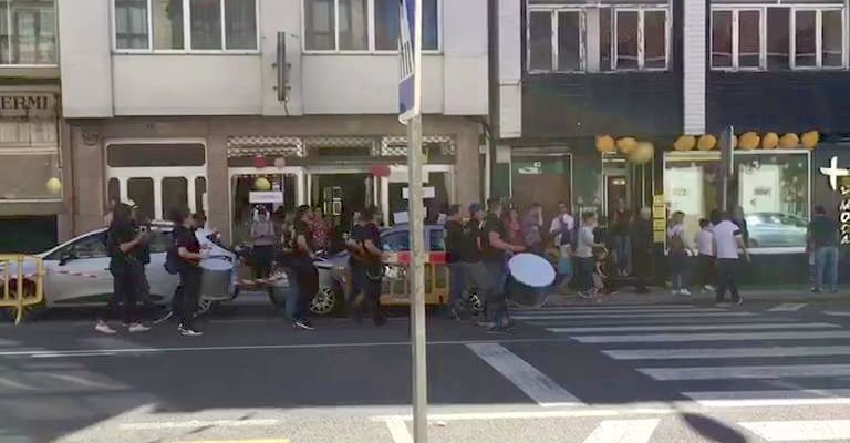 Os Trikitrakes por Laxe