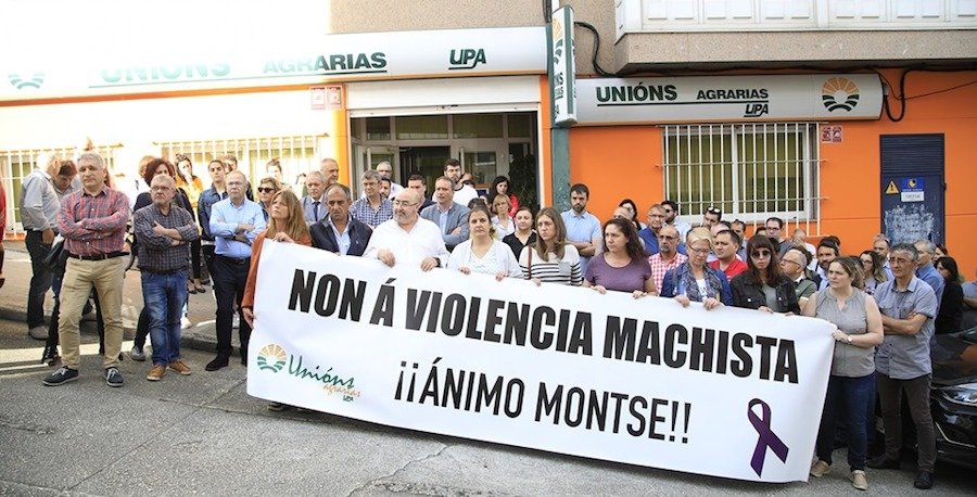 Concentracion de Unions Agrarias Santiago en apoio a Monste