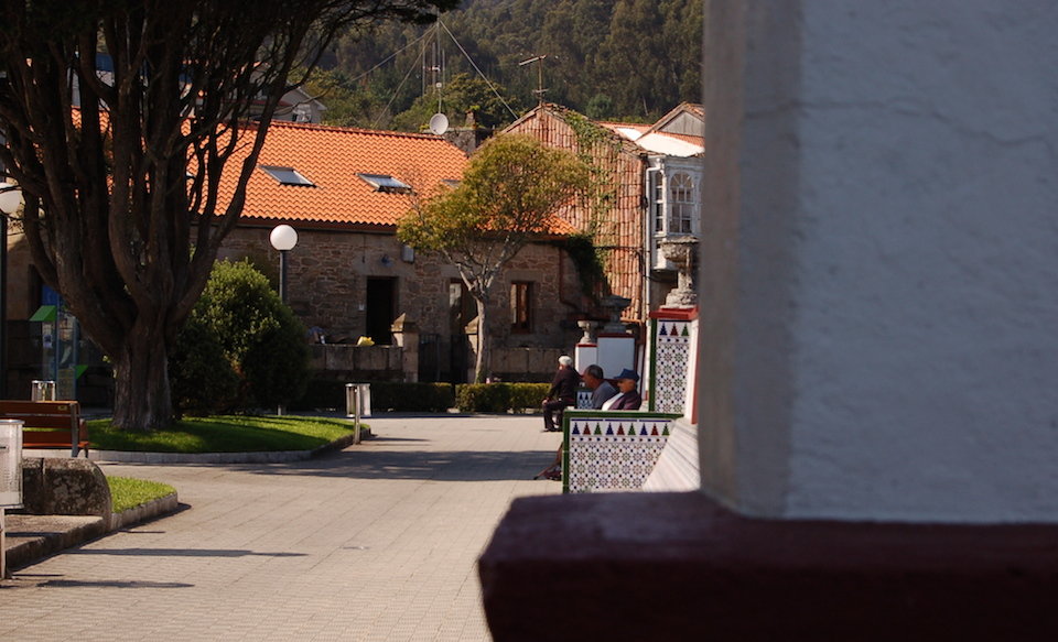Foto da praza Castelao en Corcubion-Foto-Asia Chrzanowska