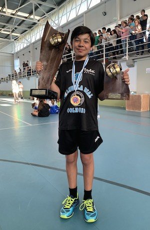 Tiago Fernandez do Manuela Rial de Volei foi o MVP do torneo