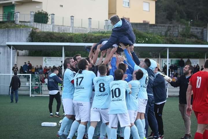 Bibi manteado polo Muros