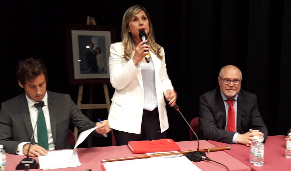 Monica Rodriguez nova alcaldesa de Vimianzo