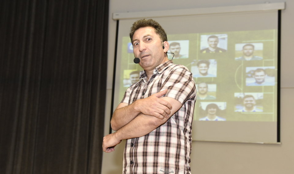 Victor Fabregas amenizou a Gala do Futbol da Cposta 2019