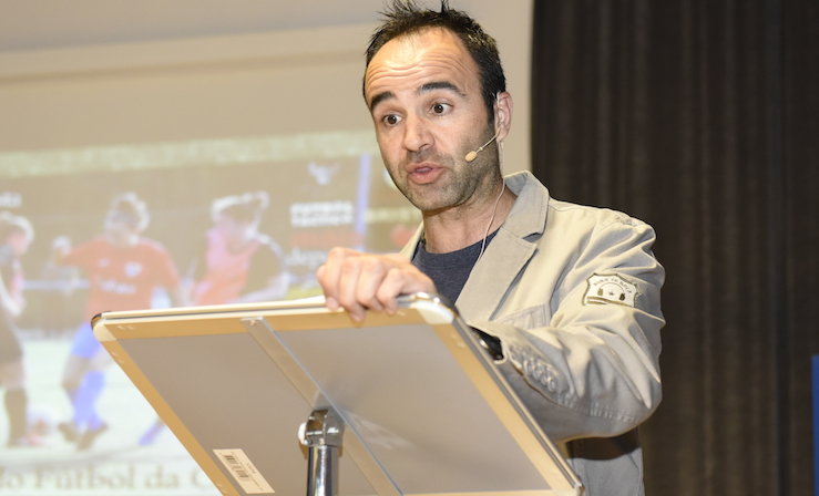 Fran Hermida dirixiu a Gala do Futbol da Costa 2019