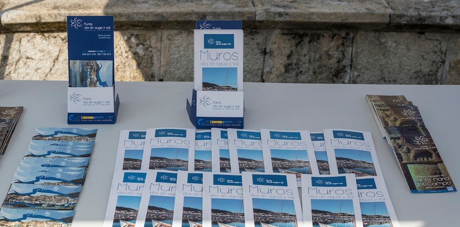 Folletos accesibles de Muros Auga e Sal