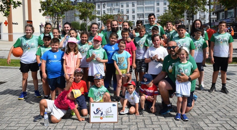 ACB Costa da Morte na xornada de Deporte na Rua-Foto-Rafa Quintans