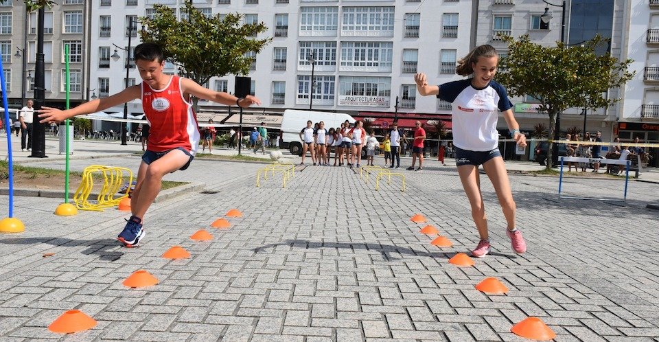 Atletismo na xornada de Deporte na Rua-Foto-Rafa Quintans 1