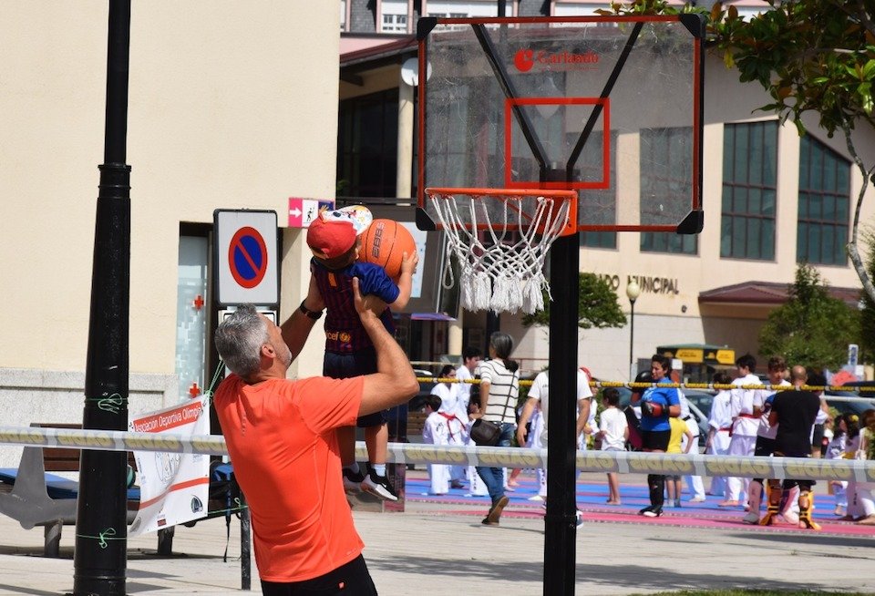 mini basket na xornada de Deporte na Rua-Foto-Rafa Quintans