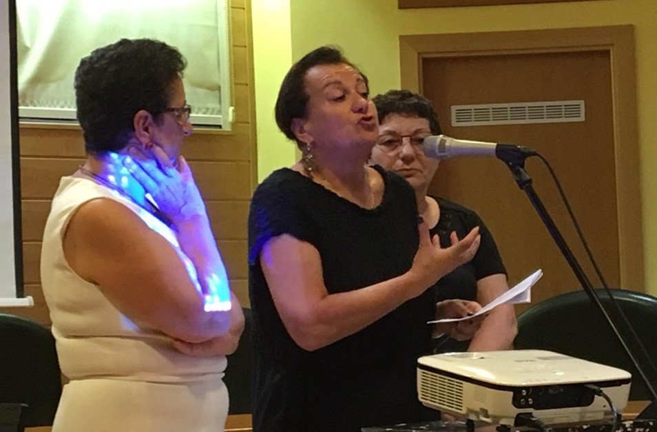 Encarna Otero na Presentacion do documental Mulleres co mundo na cabeza do Consello da Cultura Galega en Carnota