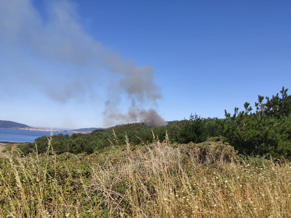 Incendio no Cabo de Corcubion-Foto-Prot Civil Corcubion
