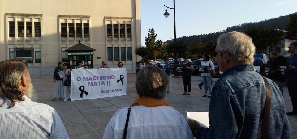 Concentracion en Cee contra a violencia machista