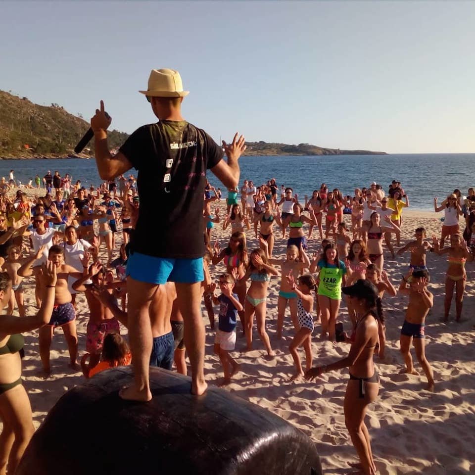 Xogos na festa da praia do Ezaro