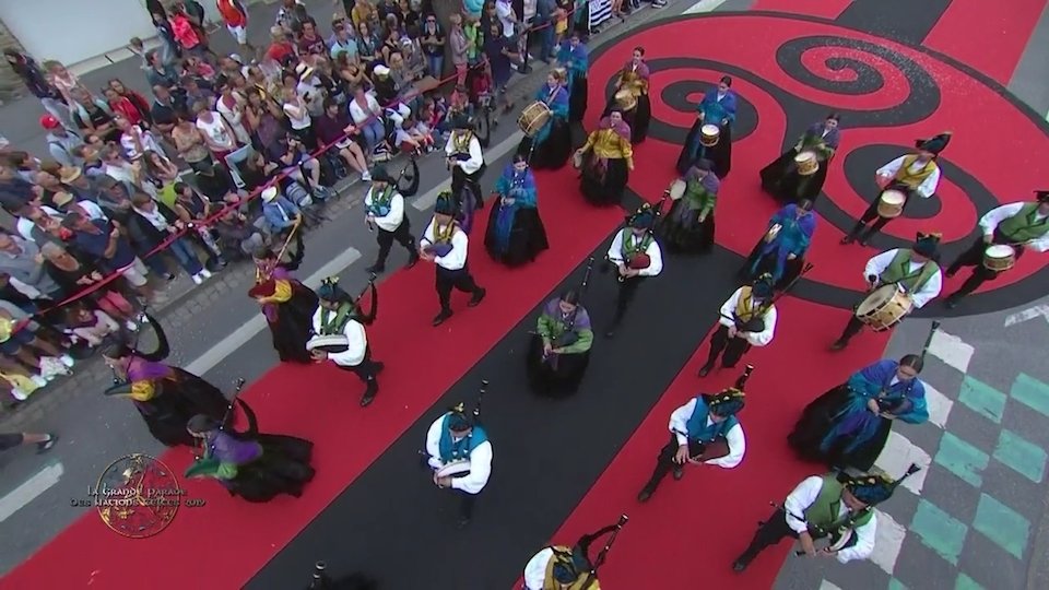 Invernia na Gran Parada do Festival de Lorient