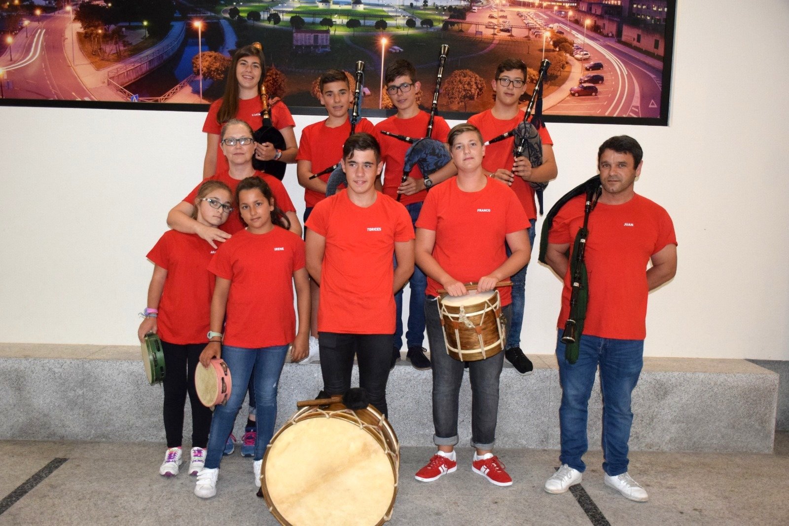 Grupo de Gaitas de Airinos de Brens no veran Cultural de Cee-Foto-Rafa QUintans