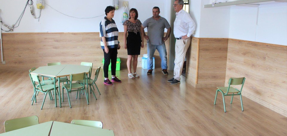 Tarima no Cole San Luis de Carballo