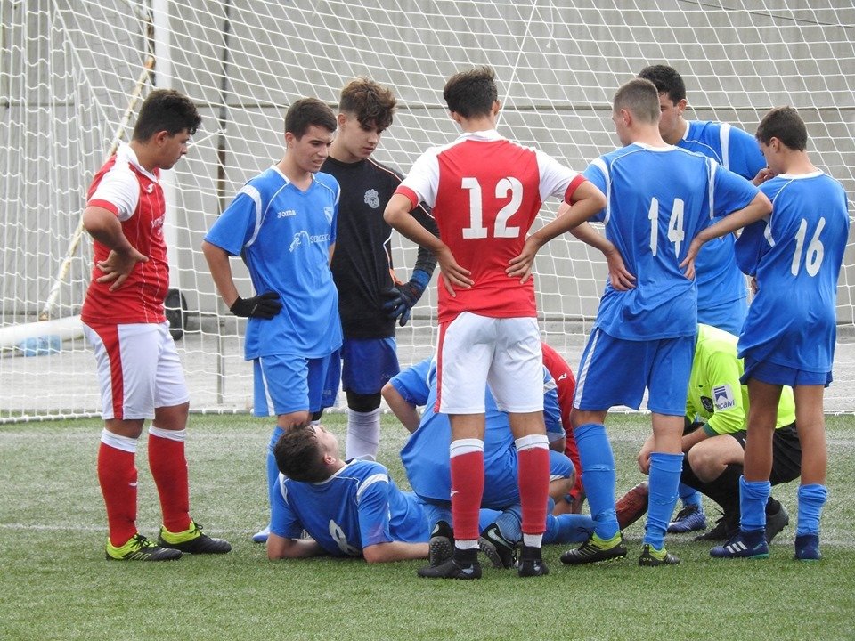 Imaxe do Corme-Sofan de Xuvenis-Foto-Fin lema