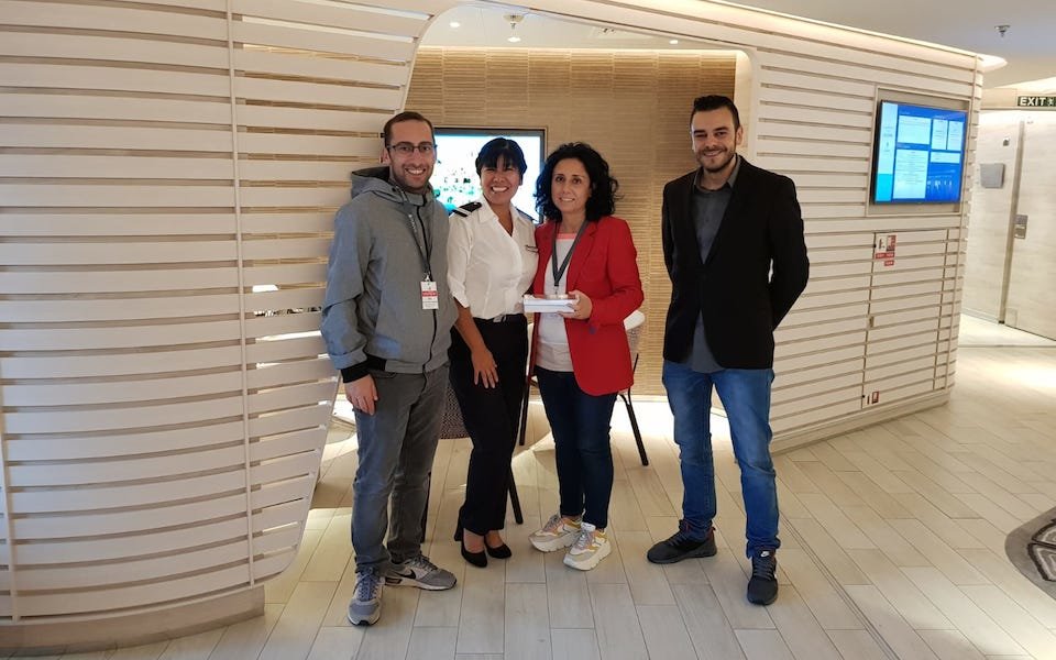 Expedicion municipal de Cee no Cruceiro Le Dumont Durbille