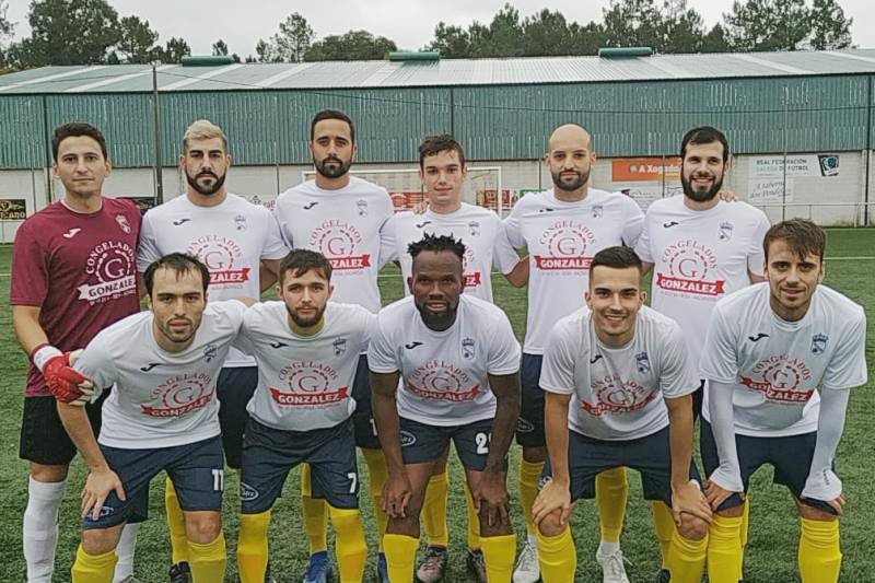 11 inicial do Mazaricos en Agolada