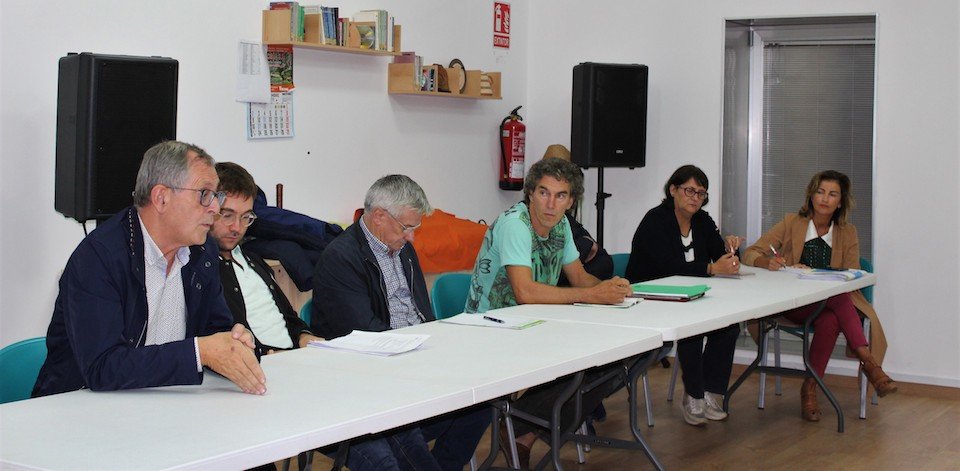 Mesa do Consello Parroquial de Oza de outubro 2019