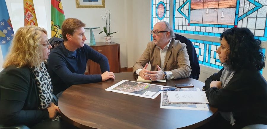 Reunion de Cee e Corcubion con Costas