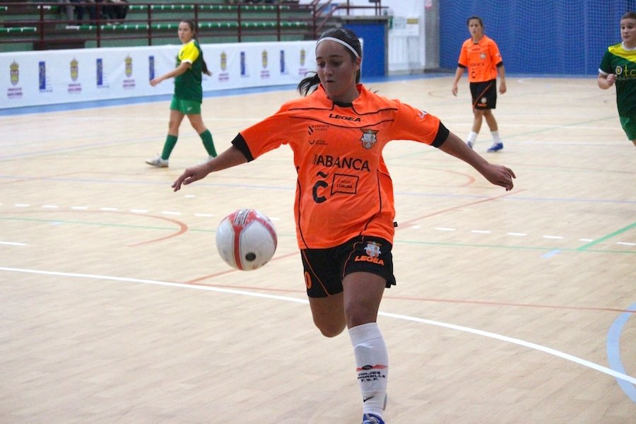 A ceense Carla marcou co Amarelle Santa Comba