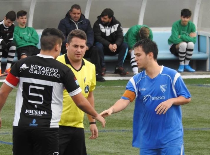 Manu Trillo cos capis do Corme e Outes xuvenil copia