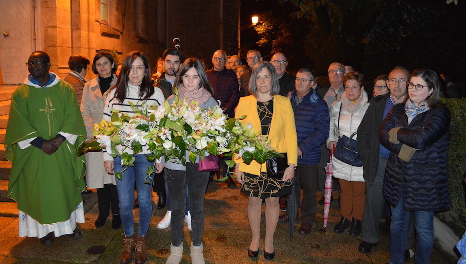 Ofrenda Floral no Mes da Fundacion Fernando Blanco de Cee-Foto-Rafa Quintans