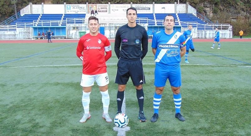 Mendieta e Jorgito co colexiado Adrian Perez Rellan-Foto-Brais Pose e David Antelo