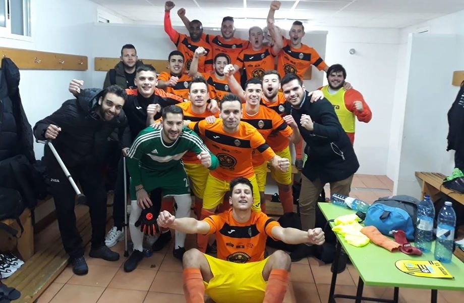 Volantes celebrando unha vitoria importantisisma