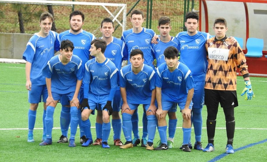 11 do Corme CF Xuvenil no Carral-Foto-Fin Lema